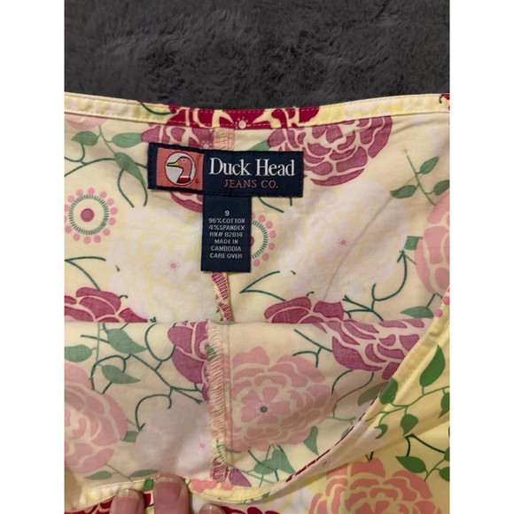 Duck Head Skort/Skirt Green With Rose Design With Side Zip Size 9 - Picture 2 of 4